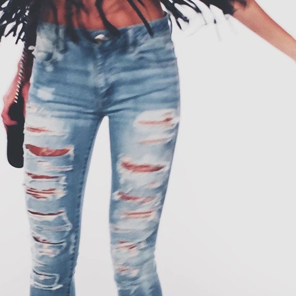 Distressed American Eagle Jegging